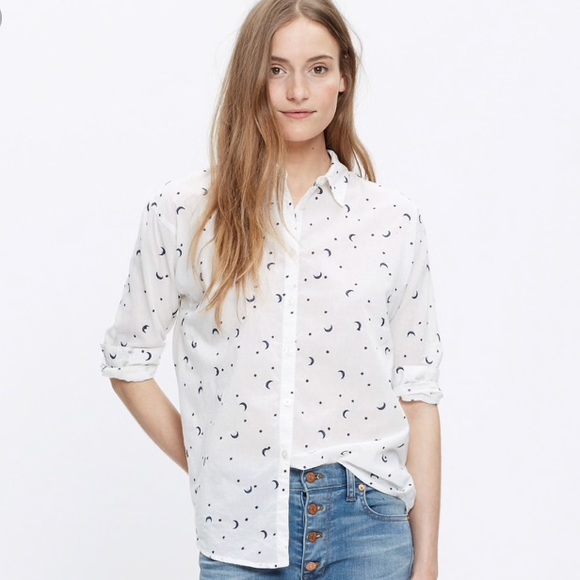 Madewell Tops - ⭐️Madewell Button Down Shirt High Low Moon Star